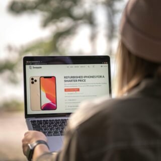 Ikon keranjang belanja digital yang ditinggalkan pembeli, menggambarkan masalah cart abandonment pada toko online.
