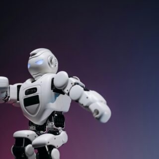 Ilustrasi robot AI membuat bangunan website di dalam sangkar kaca, menggambarkan keterbatasan dan kakunya sistem pembuat website otomatis untuk bisnis UMKM.